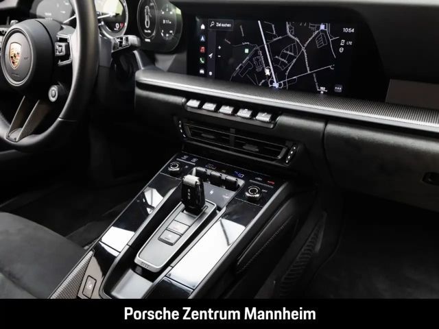 Porsche 992 Carrera Coupé GTS