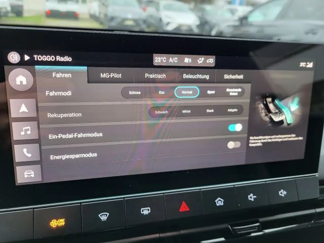 MG MG4 Luxury64KWH*MGGarantie07.2030*vom MG Partner