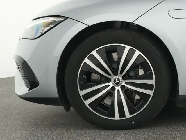 Mercedes-Benz EQE 300 Business Line Sedan