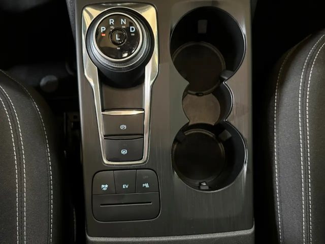 Ford Kuga Cool & Connect