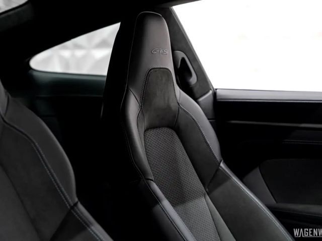 Porsche 992 Carrera Coupé GTS Turbo