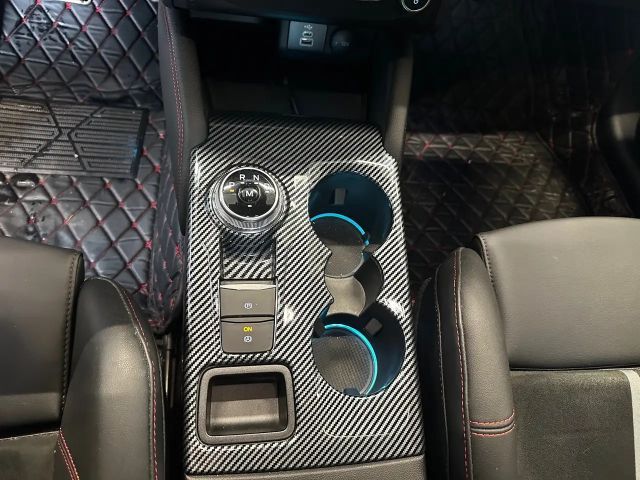 Ford Focus EcoBoost ST Line