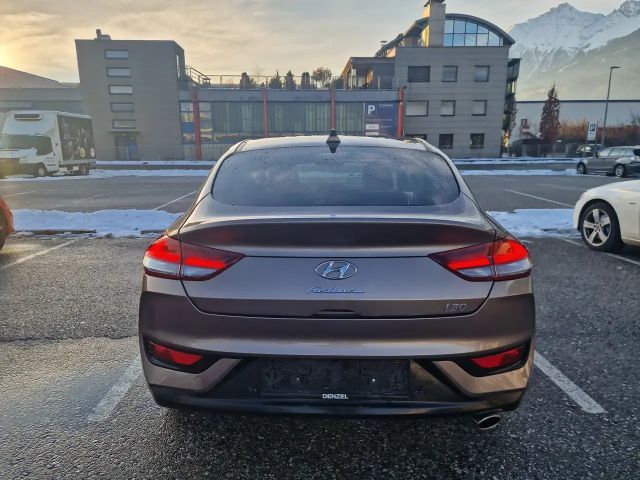 Hyundai i30 i301,5T-Aut. FASTBACK Keyless Full-Kamera-