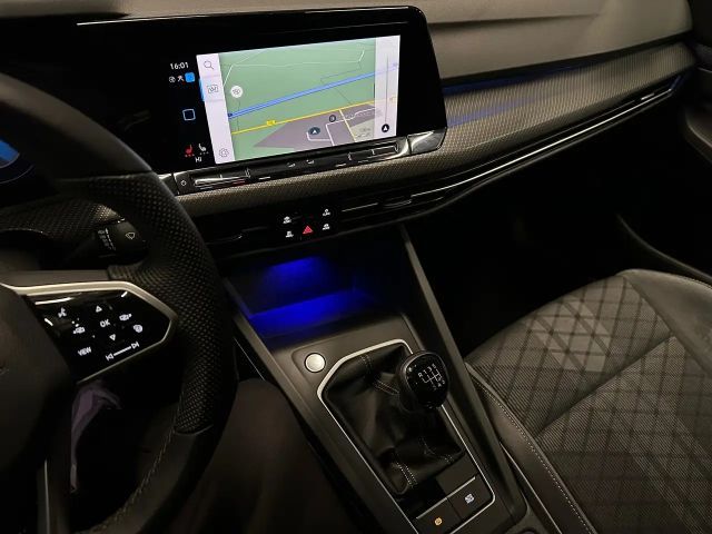 Volkswagen Golf 1.5 TSI R-Line