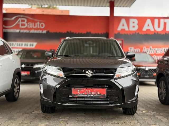 Suzuki Vitara Hybrid Shine