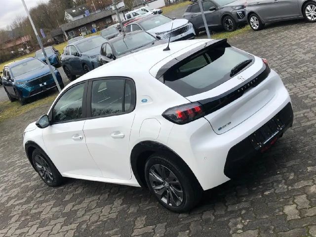 Peugeot E-208 Active Pack