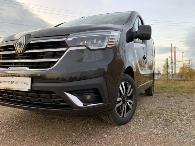 Renault Trafic Blue EDC Spaceclass
