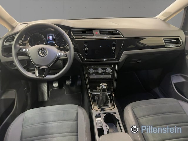 Volkswagen Touran 1.5 TSI Highline