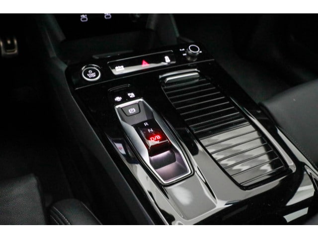 Audi Q6 e-tron Quattro