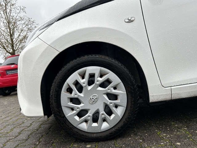 Toyota Aygo 5-deurs Play X-play