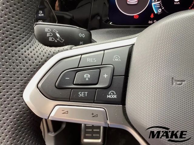 Volkswagen Golf 1.5 TSI R-Line Variant