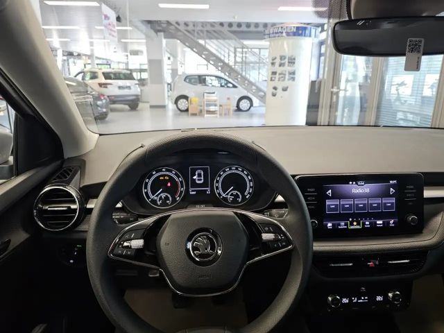 Skoda Fabia PDC,Sitzhzg.,Temp.,AppConnect,Alu