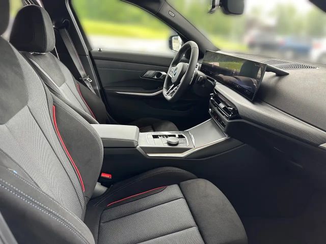 BMW 318 318d M-Sport Sedan