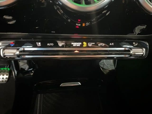 Mercedes-Benz A 200 AMG Line