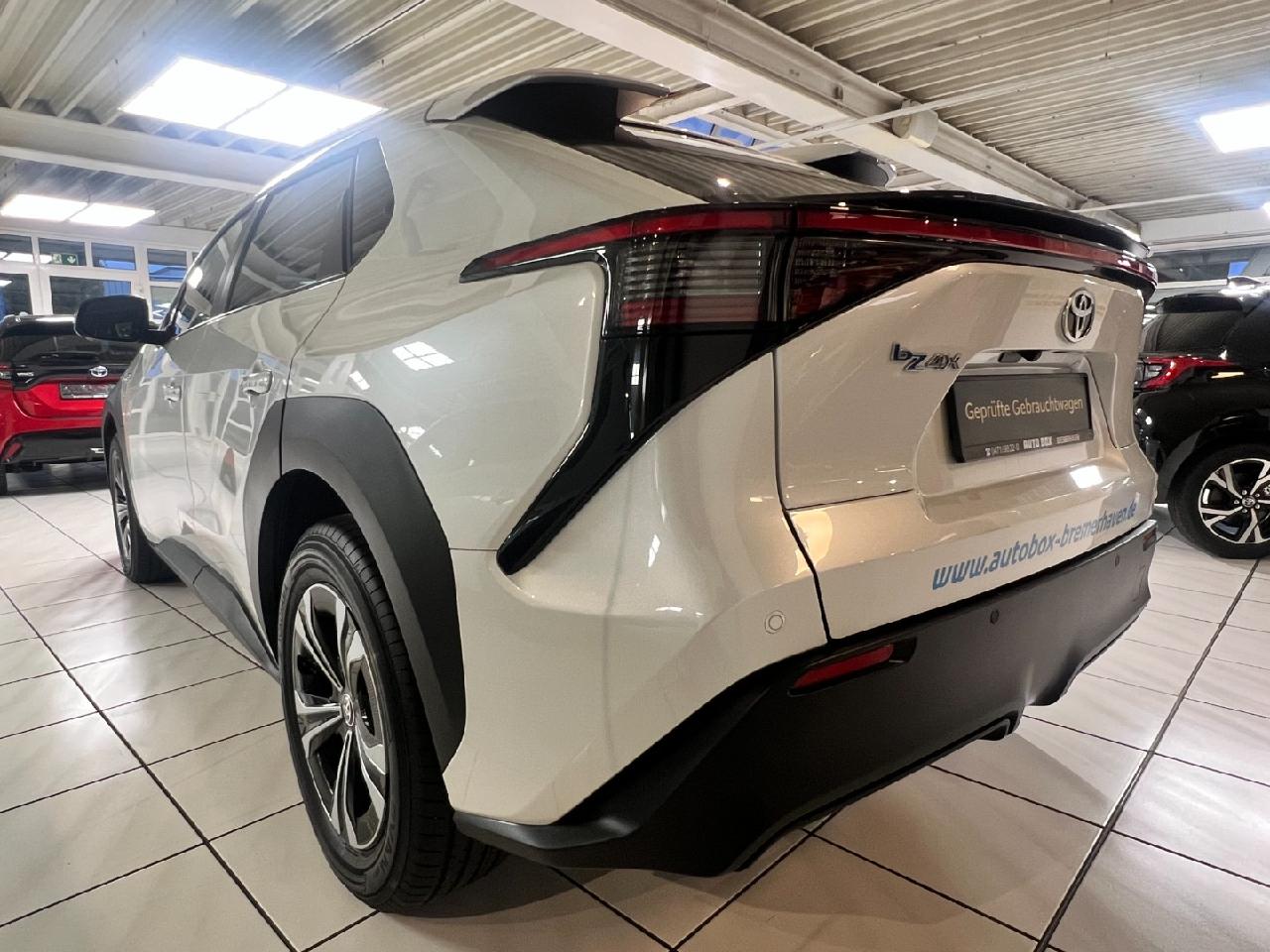 Toyota bZ4X 5-deurs Basis Comfort