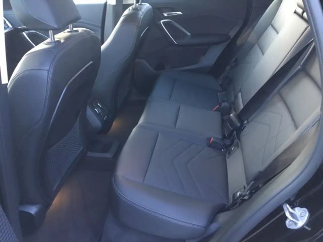 BMW iX1 Sedan xDrive