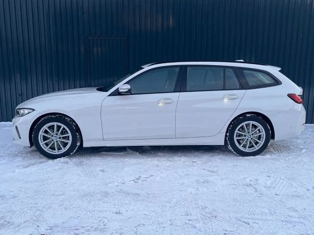 BMW 318 318i Touring