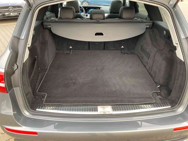Mercedes-Benz E 220 AVANTGARDE E 220 d Estate