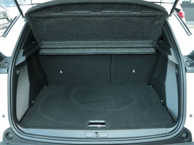 Peugeot E-2008 Active Pack