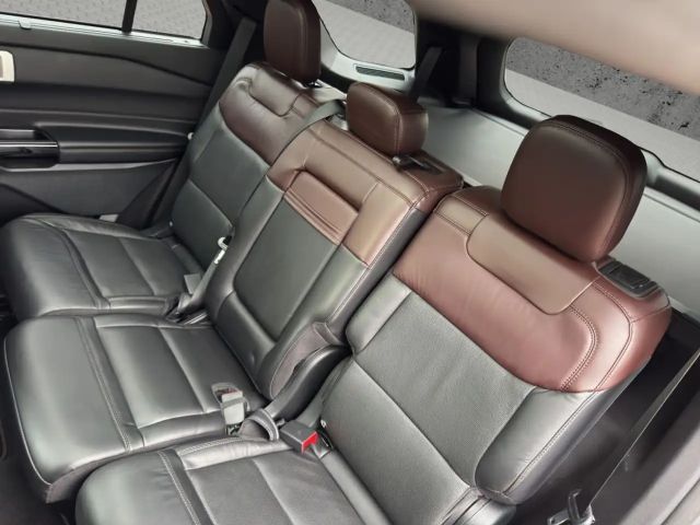 Ford Explorer Platinum Plug in Hybrid