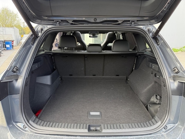 Volkswagen Tayron R-Line 2.0 TDI 142 kW 4Motion StandHZG El. Panodach