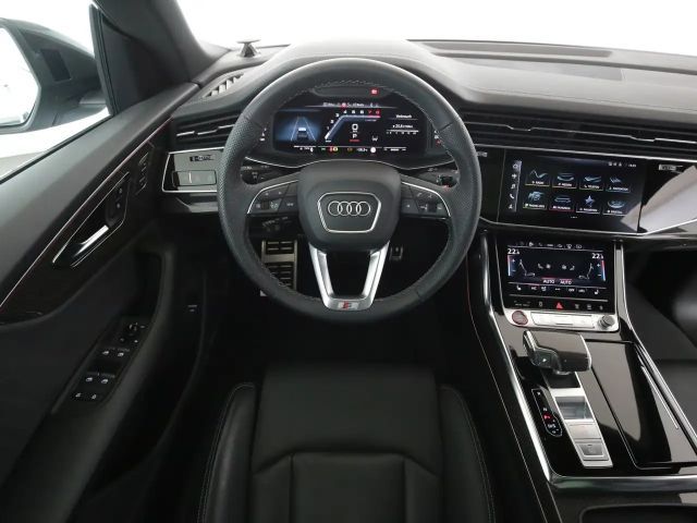 Audi SQ8 4.0 TFSI Competition Quattro