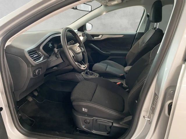 Ford Focus Titanium Wagon