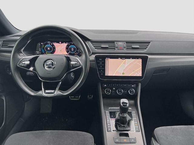 Skoda Superb Combi Sportline iV