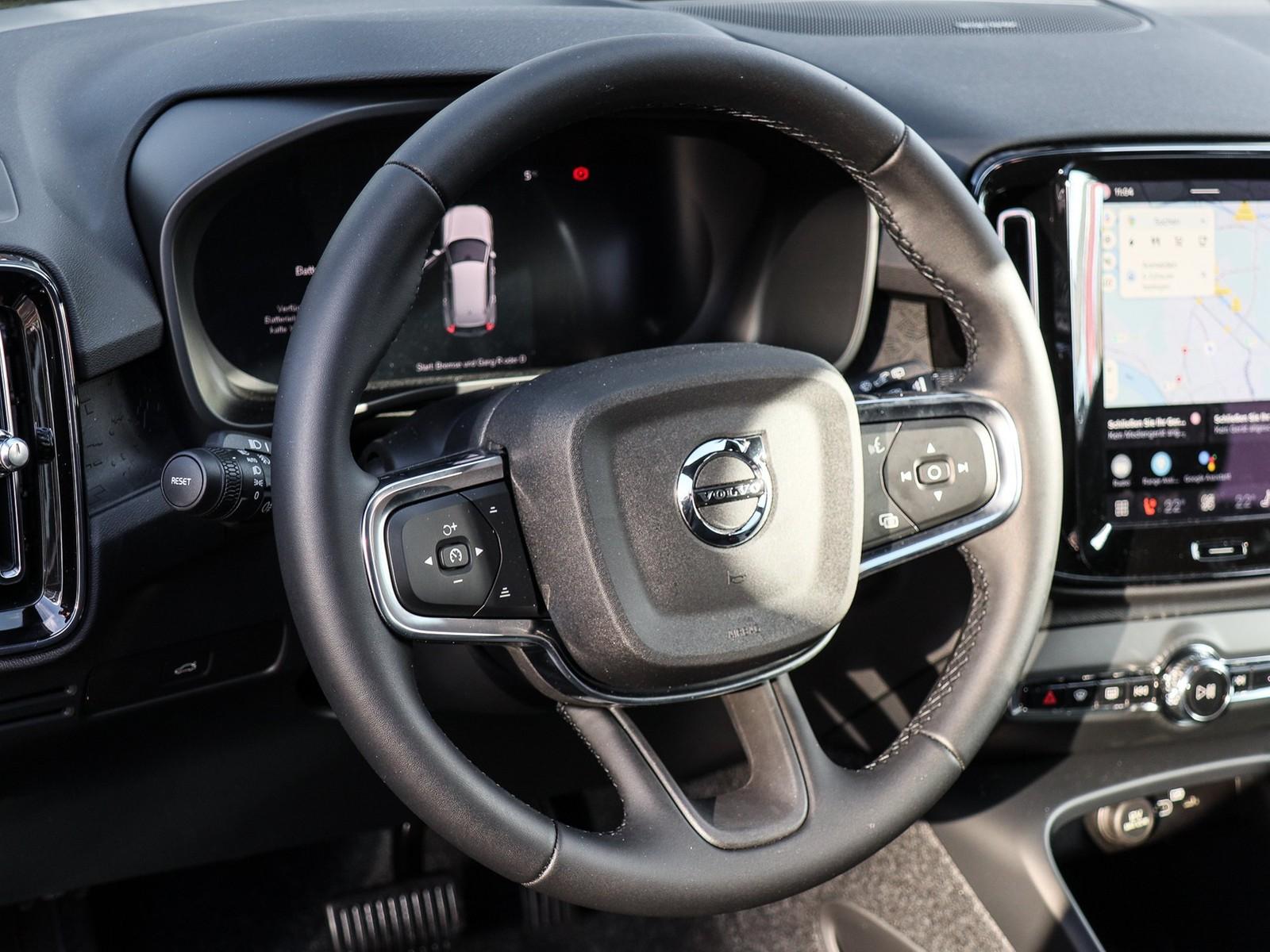 Volvo EX40 Extended range Plus Single motor