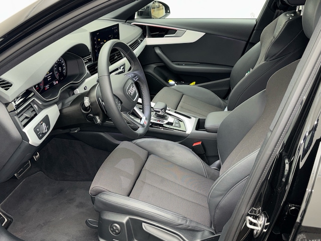 Audi A4 40 TFSI Avant Quattro S-Line S-Tronic