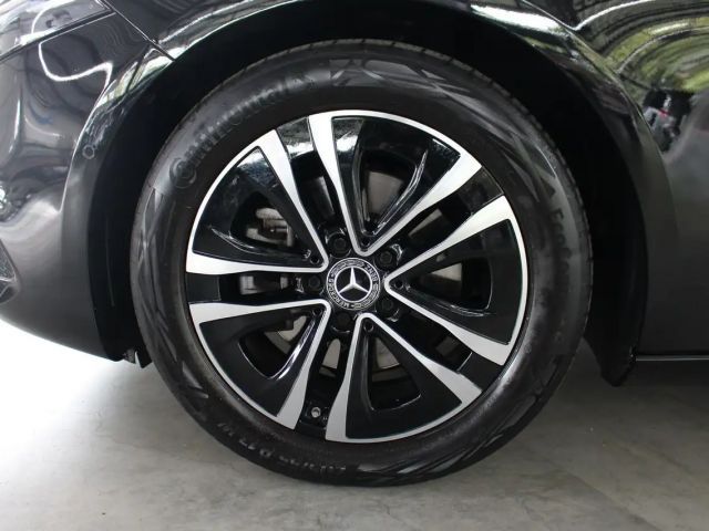 Mercedes-Benz A 200 Progressive