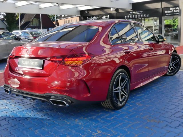 Mercedes-Benz C 200 AMG Line Sedan