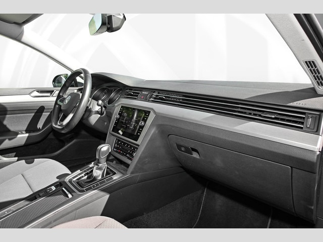 Volkswagen Passat 1.5 TSI DSG Variant