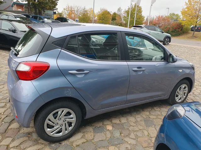 Hyundai i10 1.0