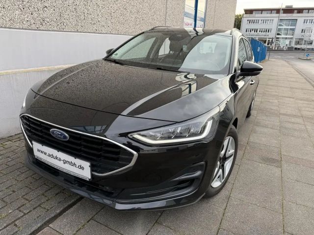 Ford Focus Cool & Connect Wagon