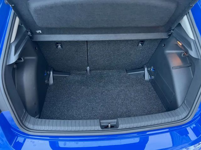 Skoda Fabia Essence 1.0i