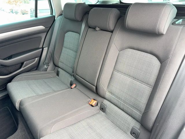 Volkswagen Passat Business DSG Variant