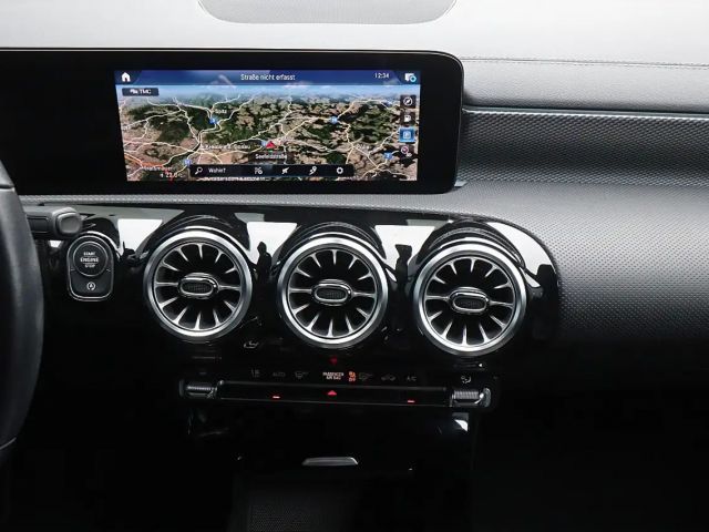 Mercedes-Benz CLA 220 CLA 220 d Shooting Brake