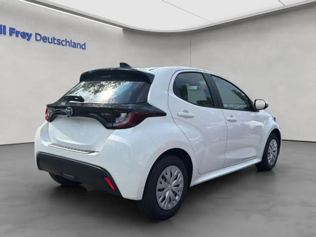 Toyota Yaris Business Hybride VVT-i