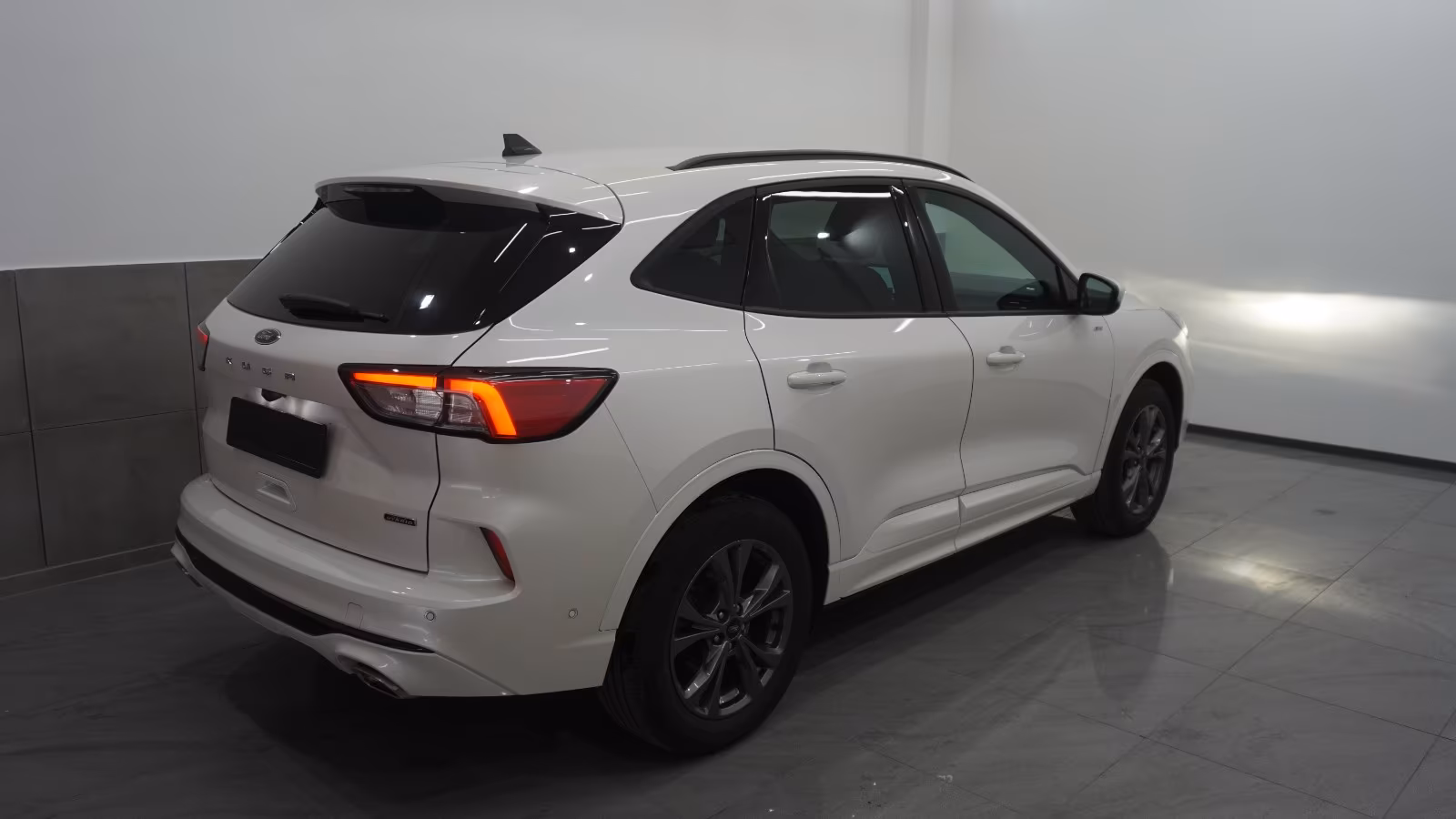 Ford Kuga Hybrid ST Line X