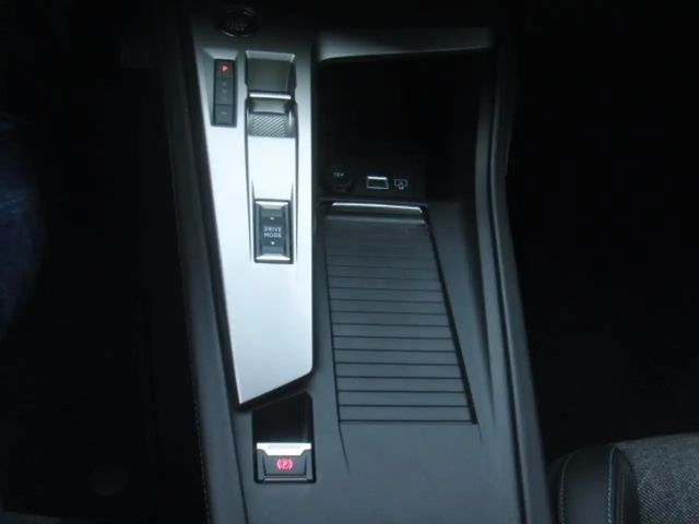 Peugeot 408 Allure Pack