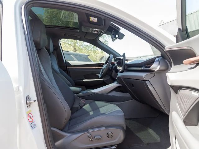 Cupra Terramar 1.5 e-Hybrid VZ