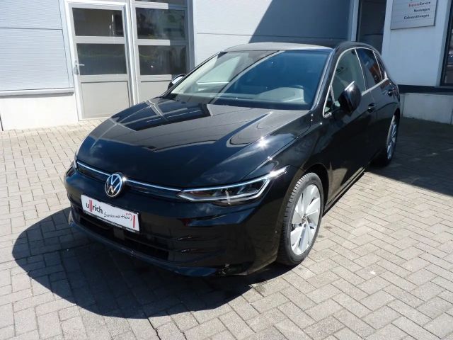 Volkswagen Golf 1.5 TSI Golf VIII Life