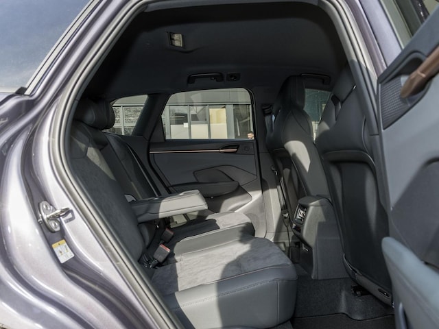 Cupra Terramar 1.5 e-Hybrid VZ