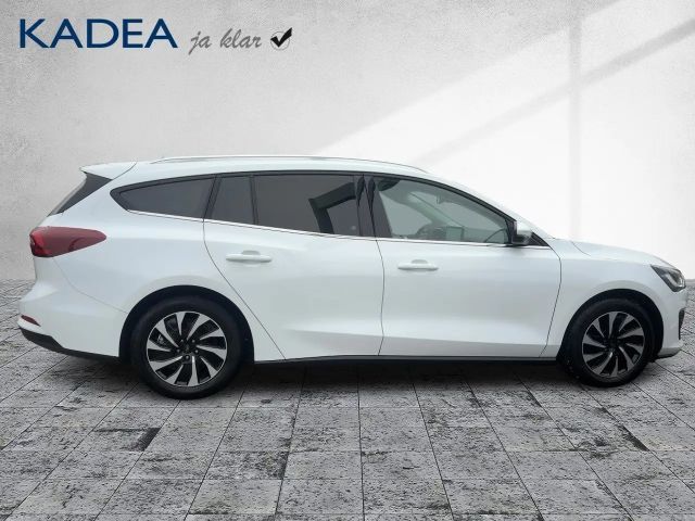 Ford Focus Titanium Wagon