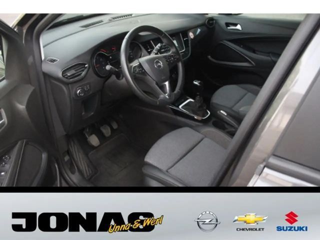 Opel Crossland X 1.2 Turbo Elegance