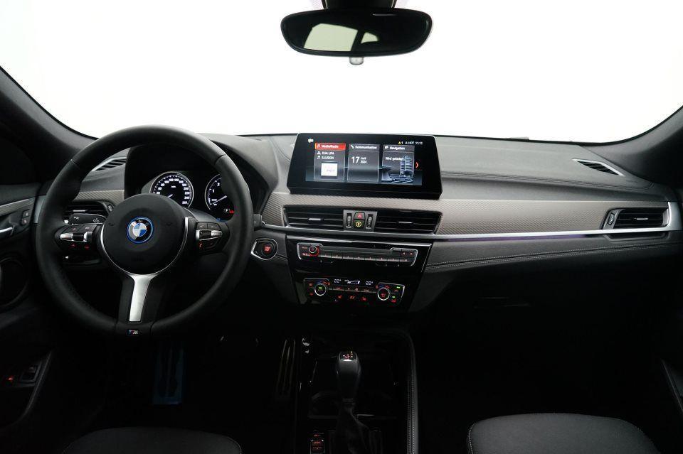 BMW X2 xDrive25e