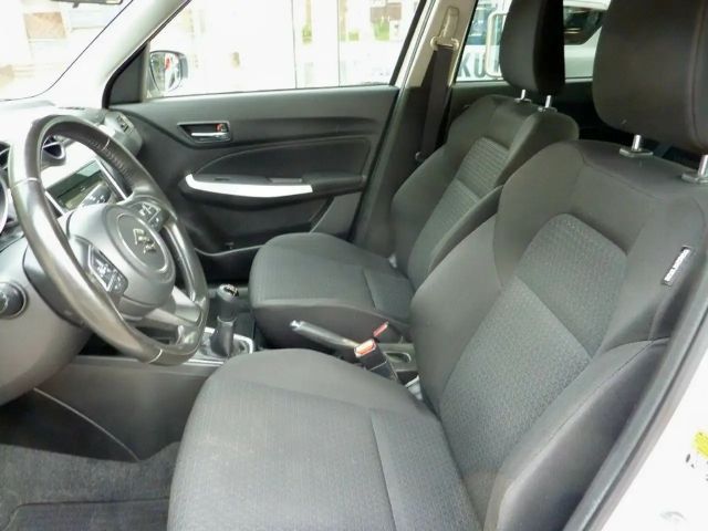 Suzuki Swift Comfort Hybrid