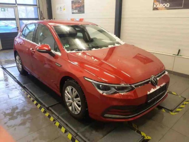 Volkswagen Golf 1.5 eTSI Golf VIII Style