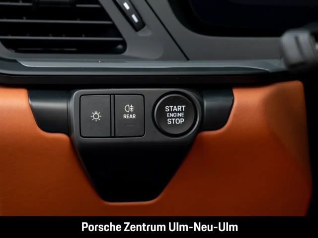 Porsche 992 4 Cabrio Carrera GTS